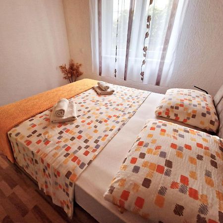 Bugenvilija Apartment Šibenik Exterior foto