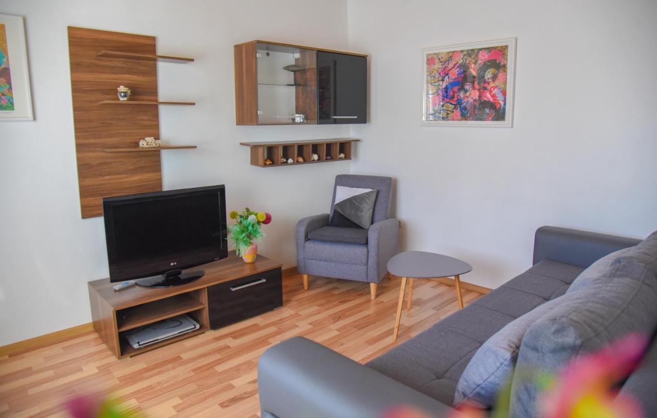 Bugenvilija Apartment Šibenik Exterior foto