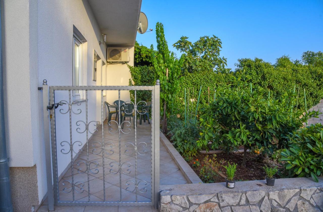 Bugenvilija Apartment Šibenik Exterior foto